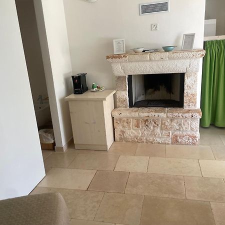 Relais Trulli Le Icone Bed & Breakfast Ostuni Luaran gambar